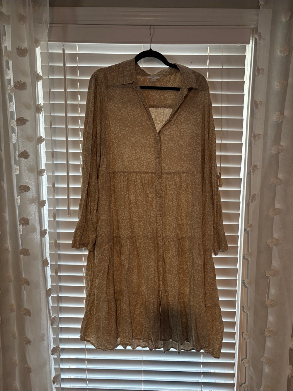 Time and Tru Beige Floral Tiered Button-Front Shirt Dress